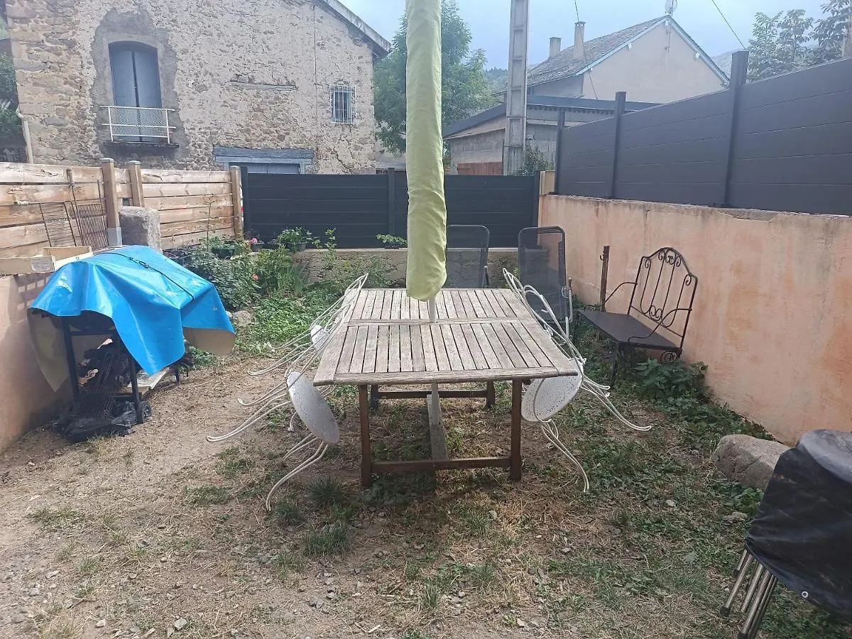 Charmante Maison Village Querigut Franciaország